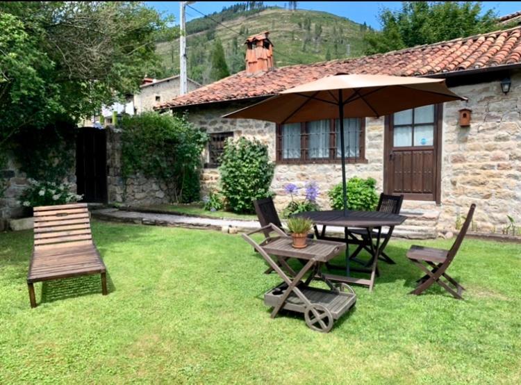 La Casita De Cuestallano Renedo De Cabuerniga Exteriér fotografie